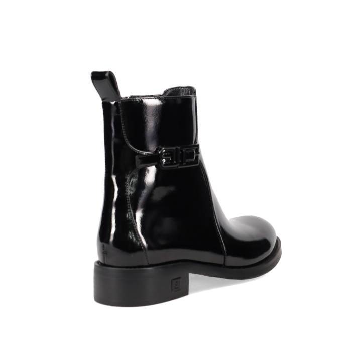 Μαύρο μποτάκι λουστρίνι