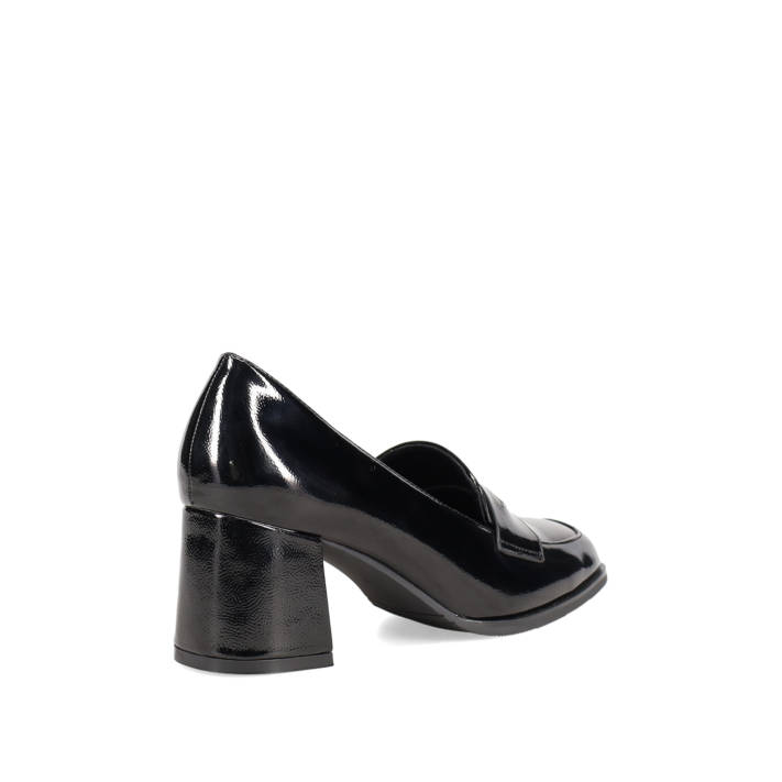 Μαύρο loafer
