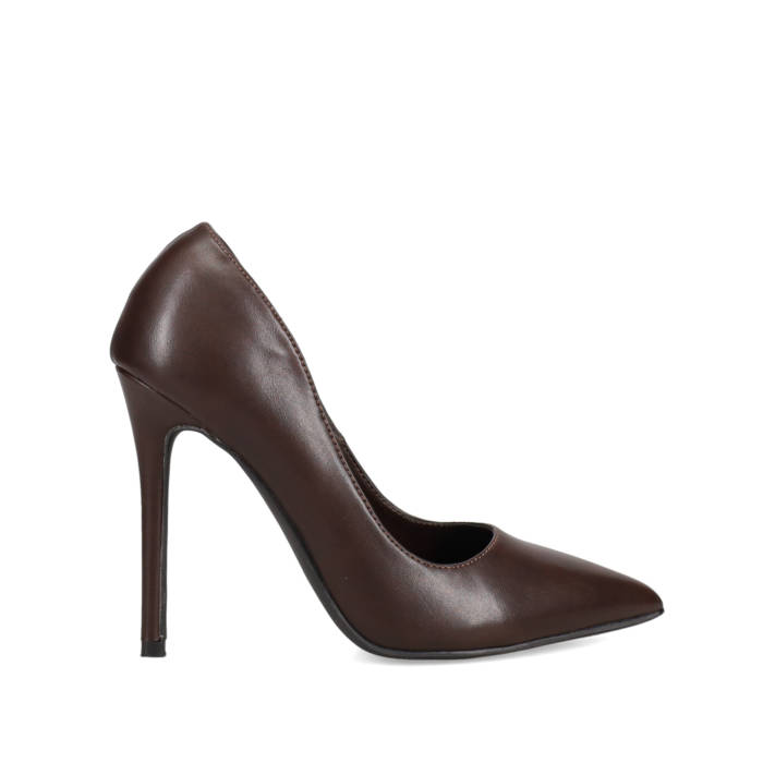 Brown pump