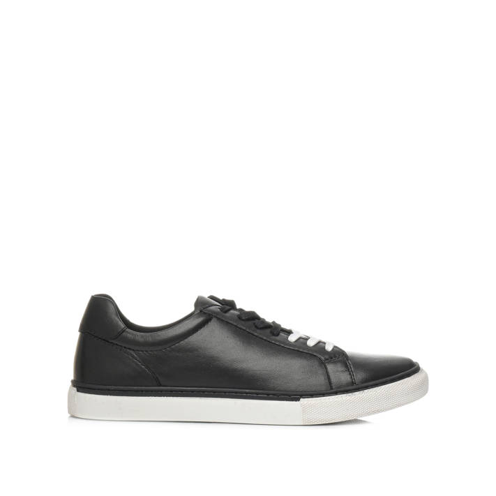Ανδρικό μαύρο δερμάτινο sneaker