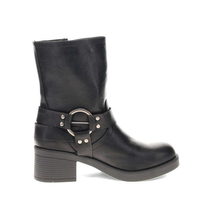 Black bootie