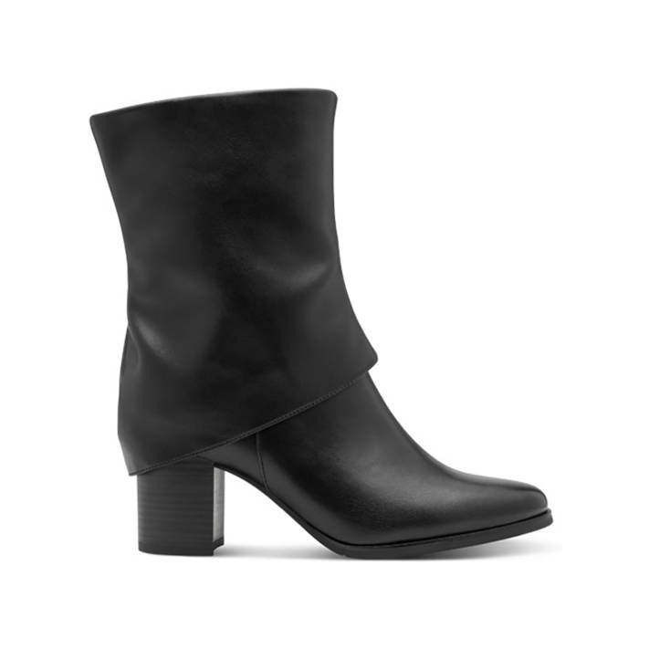 Black bootie with gaiter