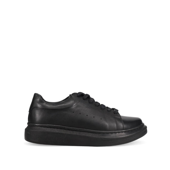 Μαύρο δερμάτινο ανδρικό sneaker