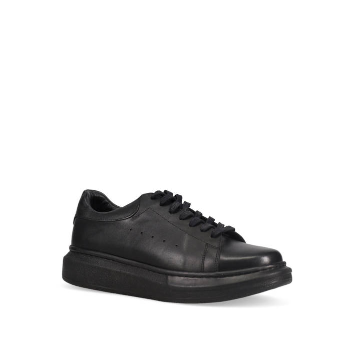 Μαύρο δερμάτινο ανδρικό sneaker