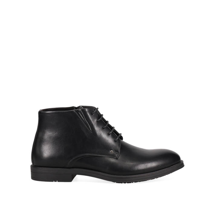 Mens black boot