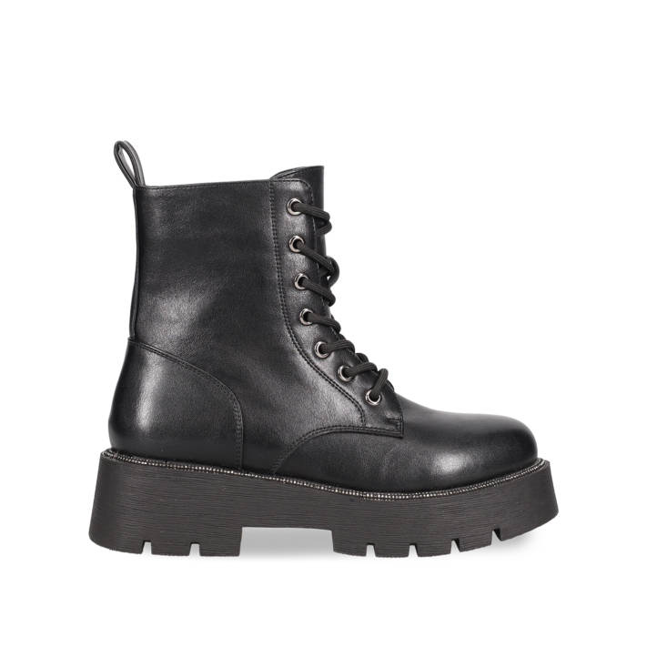 Black army boot