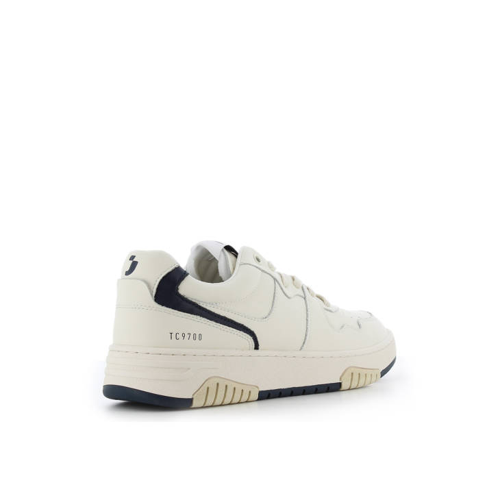Mens leather white sneaker