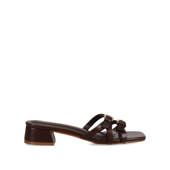 Brown mule