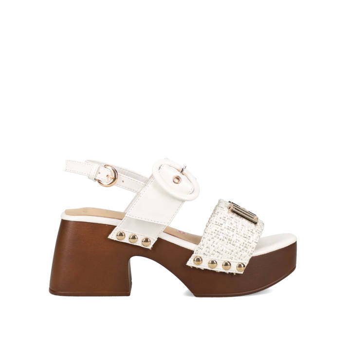 White clog