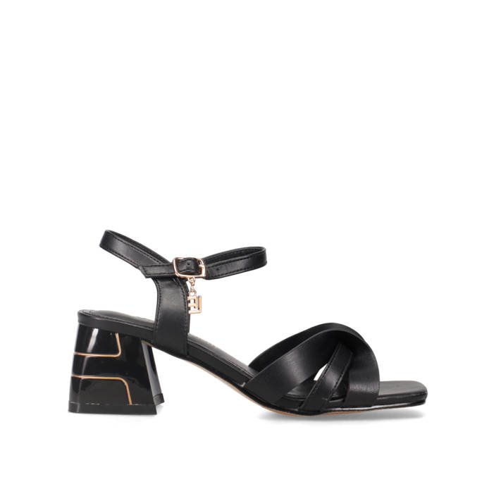Black sandal