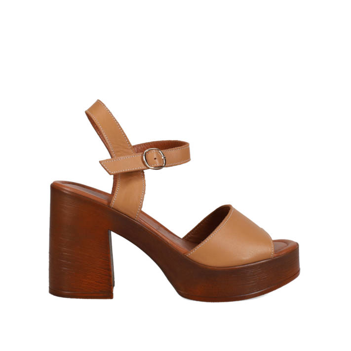 Camel leather sandal