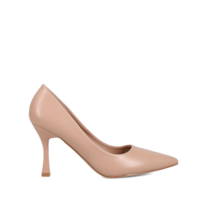 Beige pump
