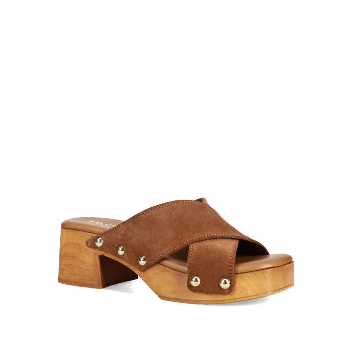 Καμηλό δερμάτινο mule τσόκαρο