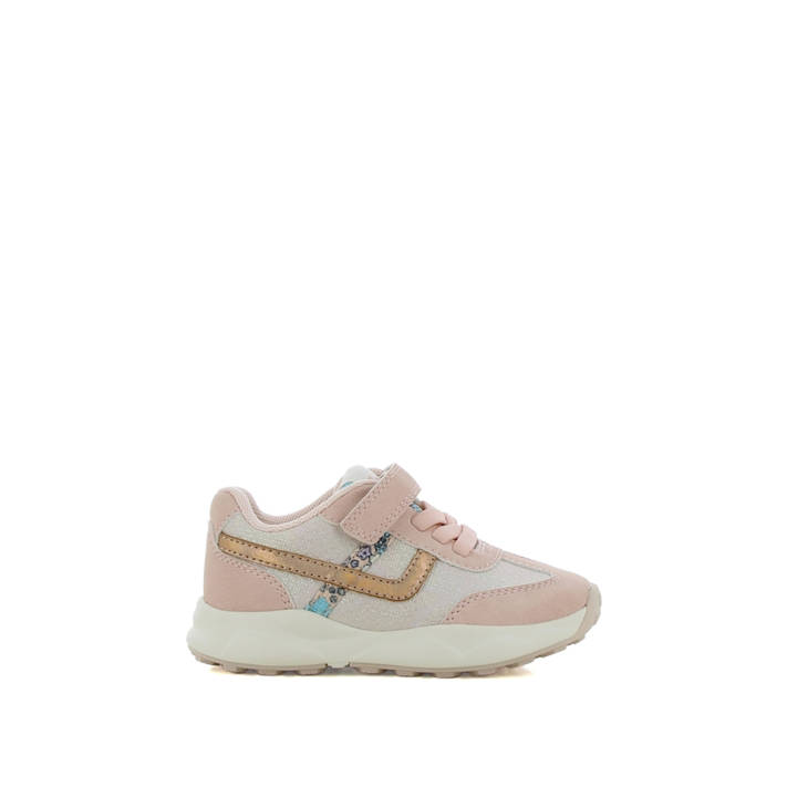 Kids pink sneaker