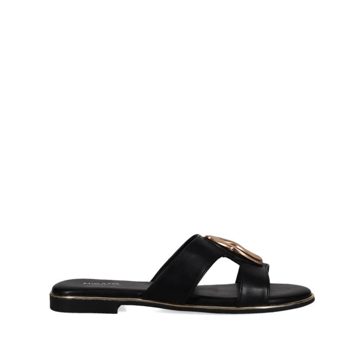 Black sandal