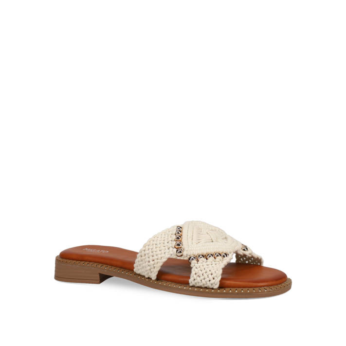 Μπεζ σανδάλι
