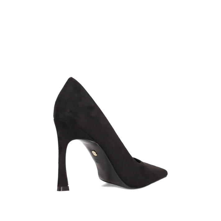 Black pump