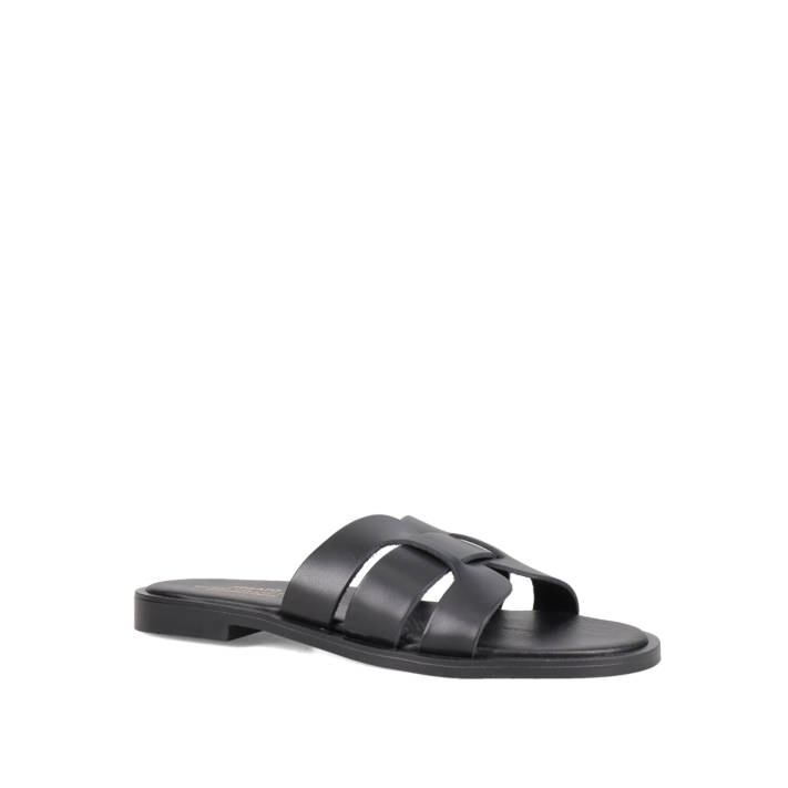 Black leather sandal