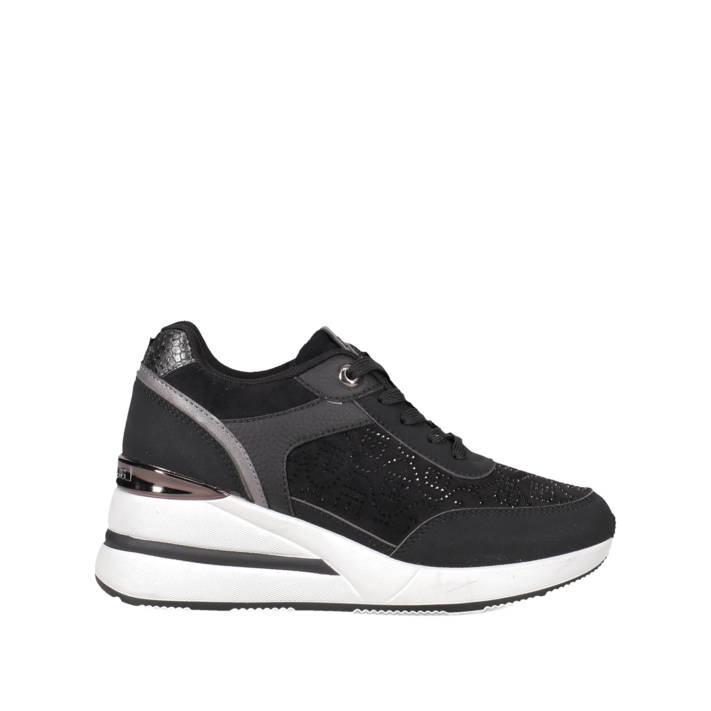 Μαύρο sneaker