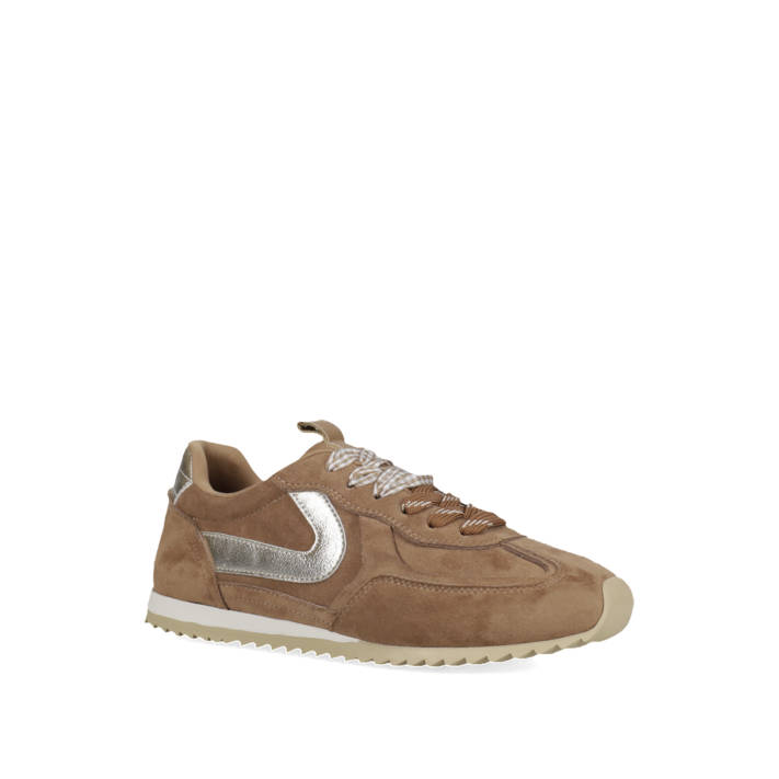 Camel sneaker