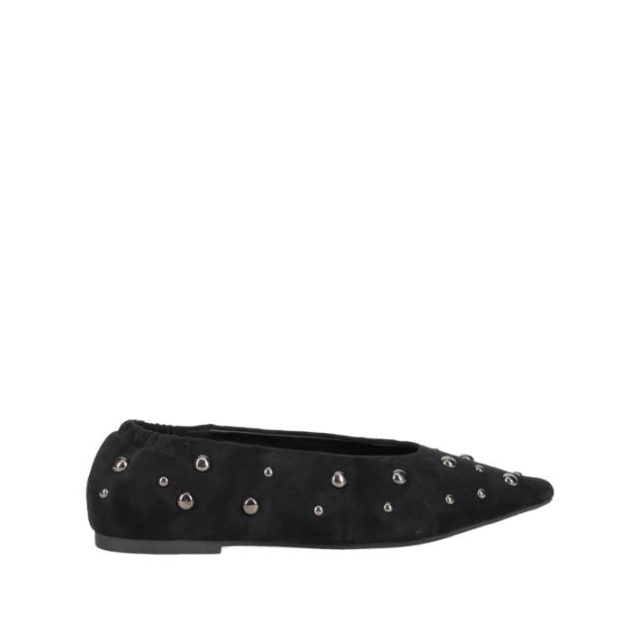 Black ballet flat
