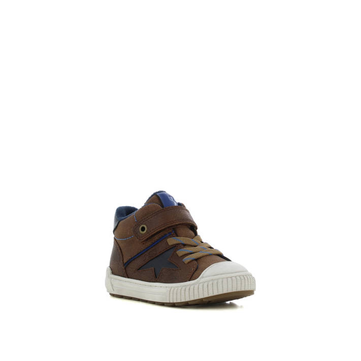 Καφέ παιδικό sneaker