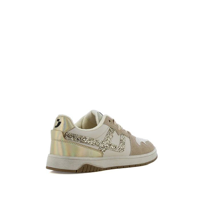 Beige sneaker