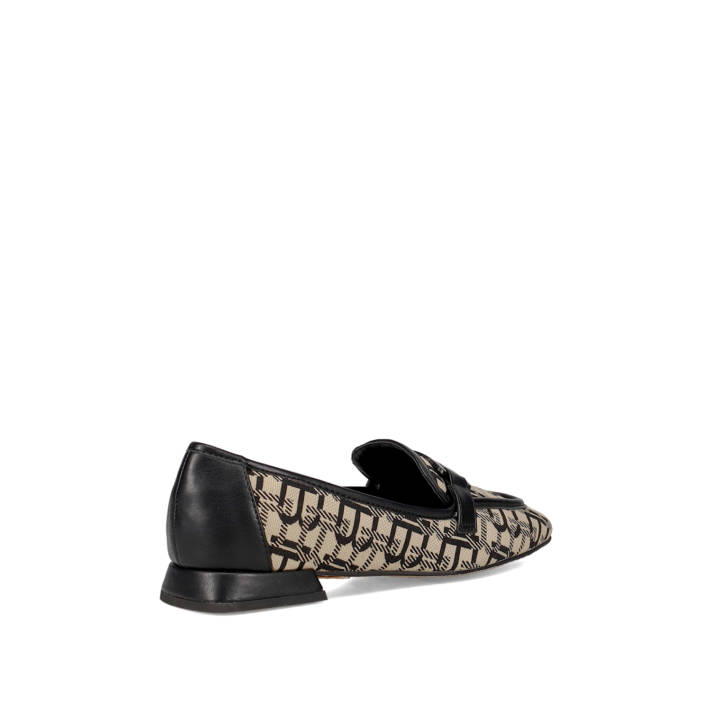 Μαύρο loafer