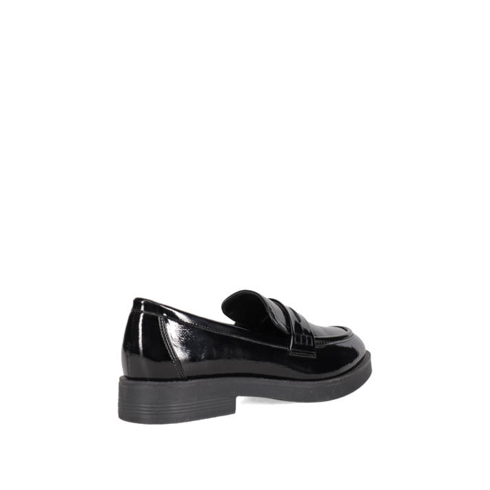 Μαύρο loafer λουστρίνι