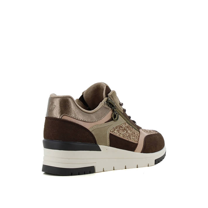 Καφέ sneaker