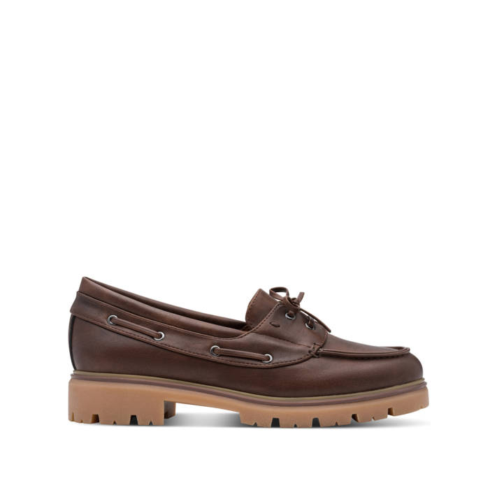 Brown boat shoe