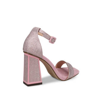 Pink sandal with pearl effect
