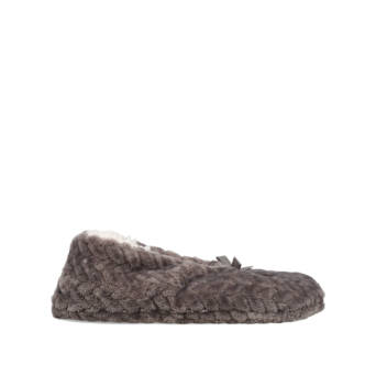 Grey slipper
