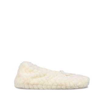 White slipper