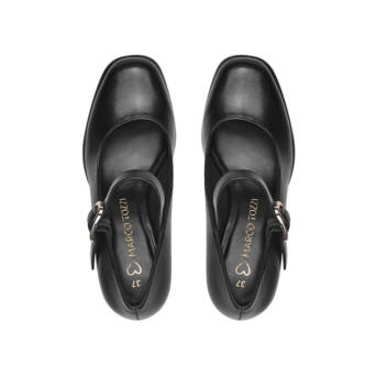 Black Mary Jane pump