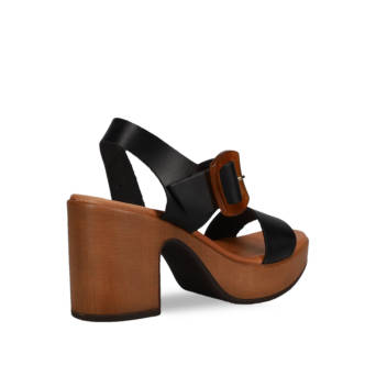 Black leather sandal