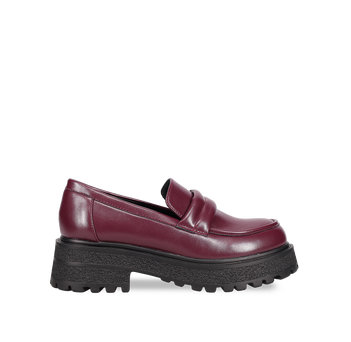 Μπορντώ chunky loafer