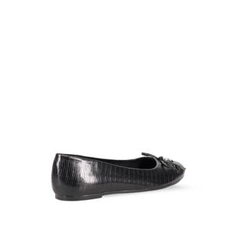 Black ballet flat