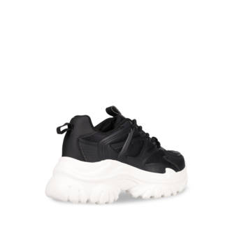 Black chunky sneaker