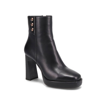 Black bootie