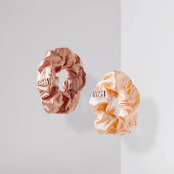 Mεγαλα μεταξωτά scrunchies σε ροζ και ροδακινί