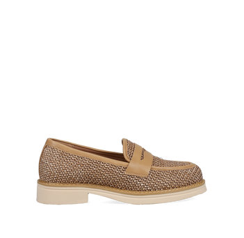 Μπεζ loafer