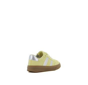 Kid''s yellow sneaker