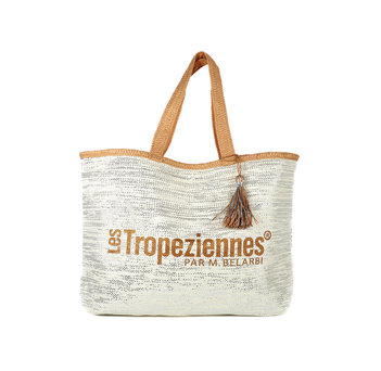 White straw shoulder bag