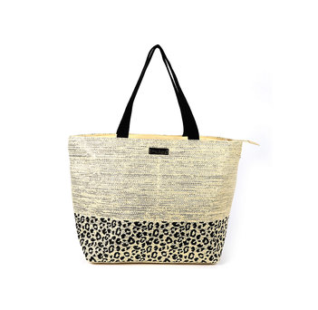 Beige straw shoulder bag