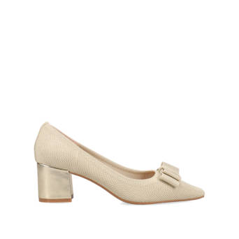 Beige pump