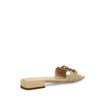Beige sandal with pearl effect and chain
