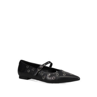Black ballet flat