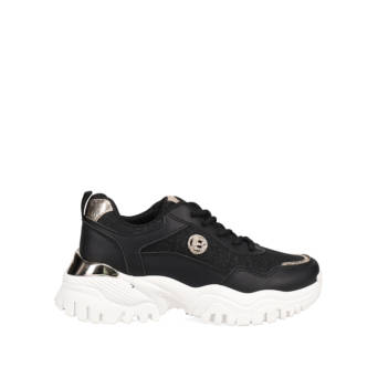 Black chunky sneaker