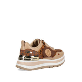 Camel sneaker